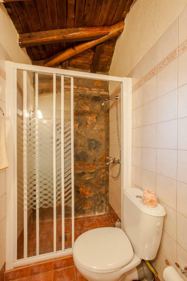 פלאיוס אגיוס אתנאסיוס Villa Palaios Agios Athanasios מראה חיצוני תמונה